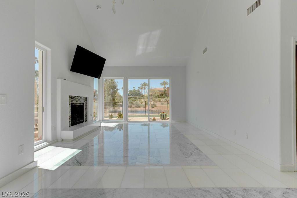 8953 Diamond Falls Drive