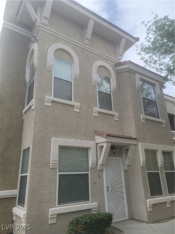 Properties 1 9975 Peace Way 1132