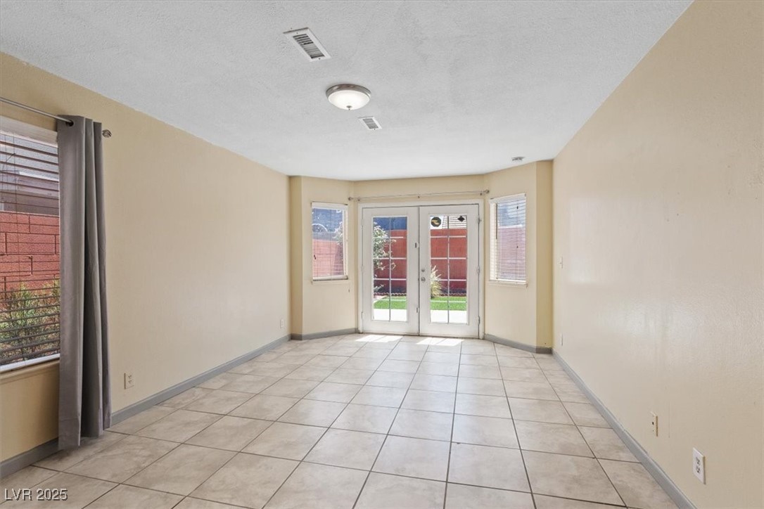 Las Vegas, Nevada 89119, United States, 3 Bedrooms Bedrooms, ,3 BathroomsBathrooms,Residential,Active,153663