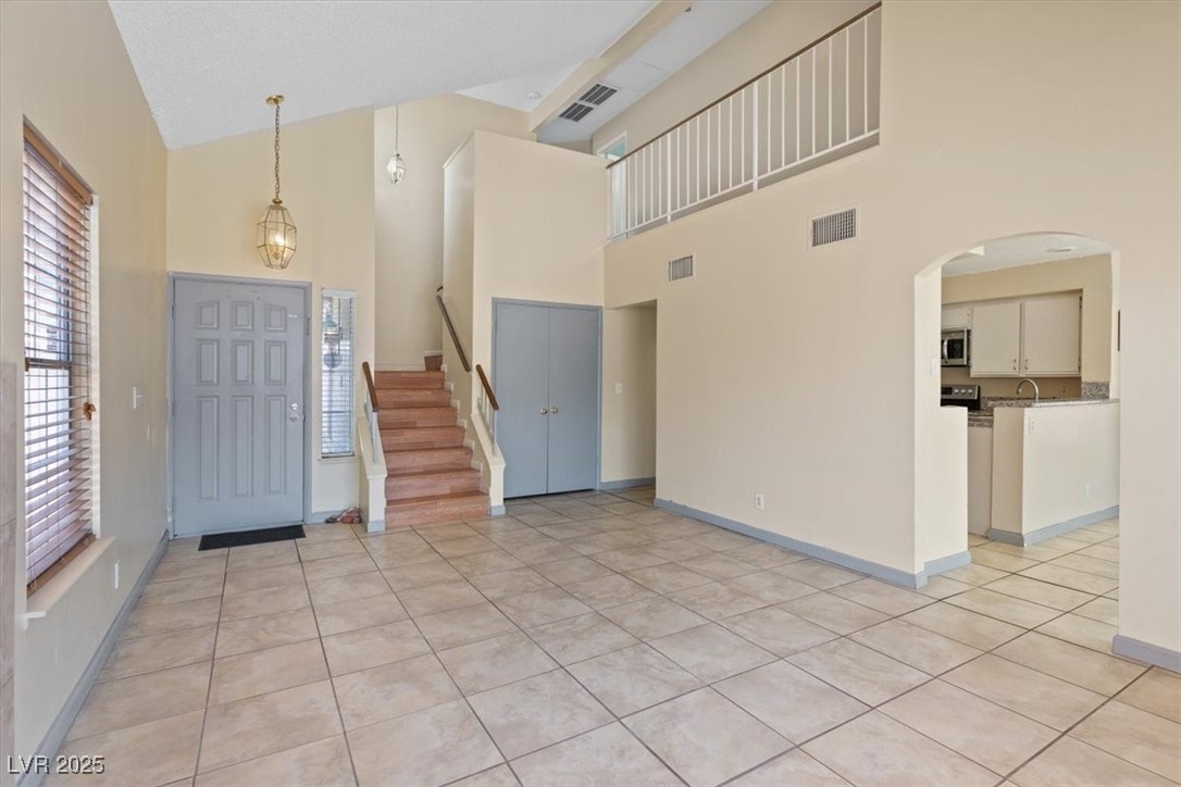 Las Vegas, Nevada 89119, United States, 3 Bedrooms Bedrooms, ,3 BathroomsBathrooms,Residential,Active,153663