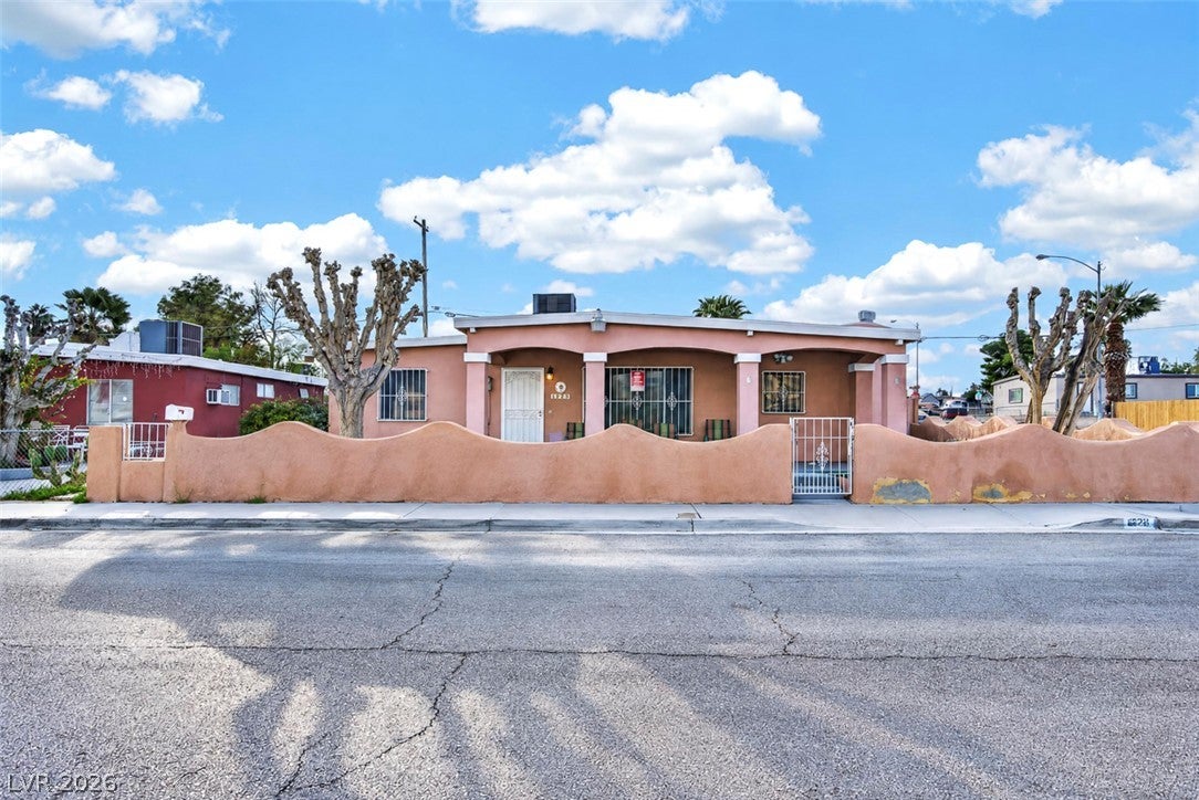 1323 Maui Street