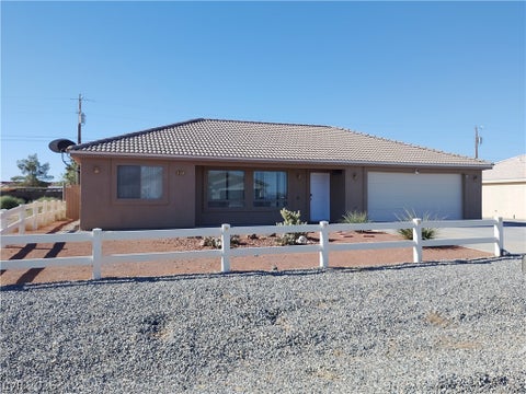 Homes For Rent - 811 E Kansas Street<br/> Pahrump, NV 89048