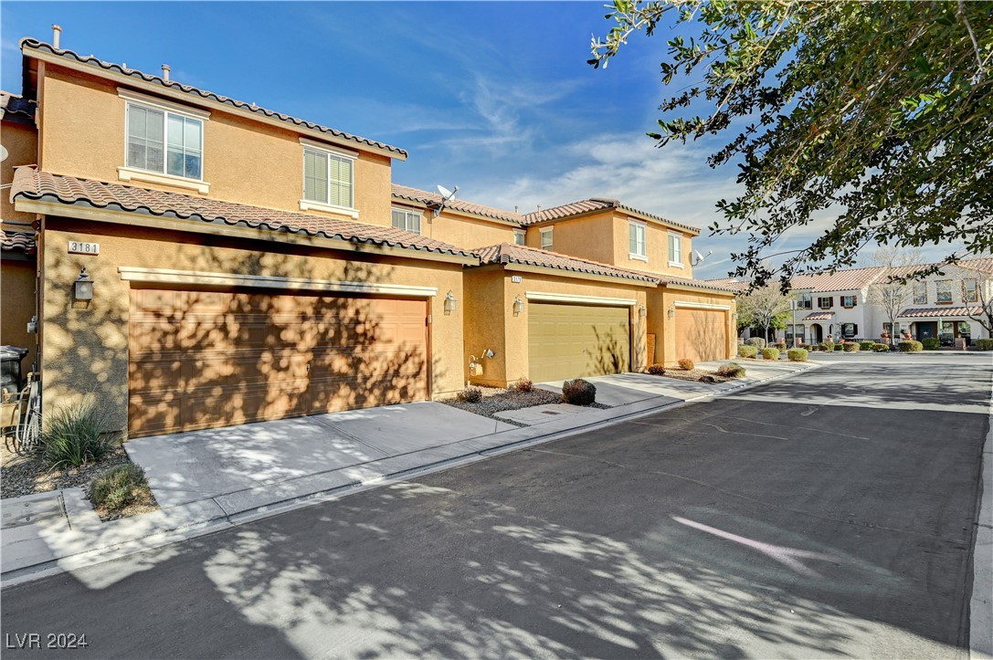 3181 Mist Effect Avenue, Henderson, Nevada image 6