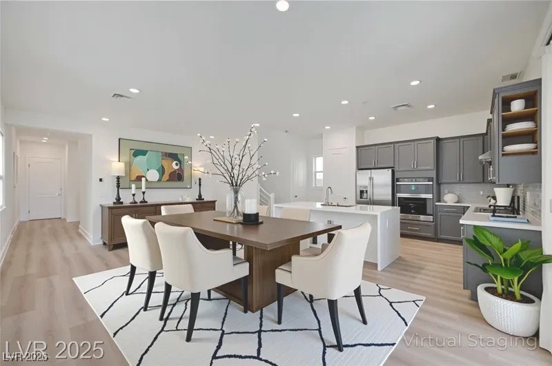 1534 Crowned Eagle Street