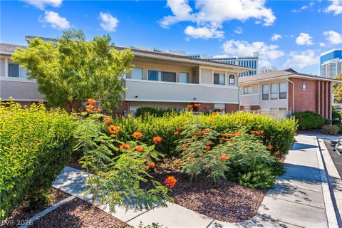 Condo For Sale - 697 Oakmont Avenue #3315<br/> Las Vegas, NV 89109