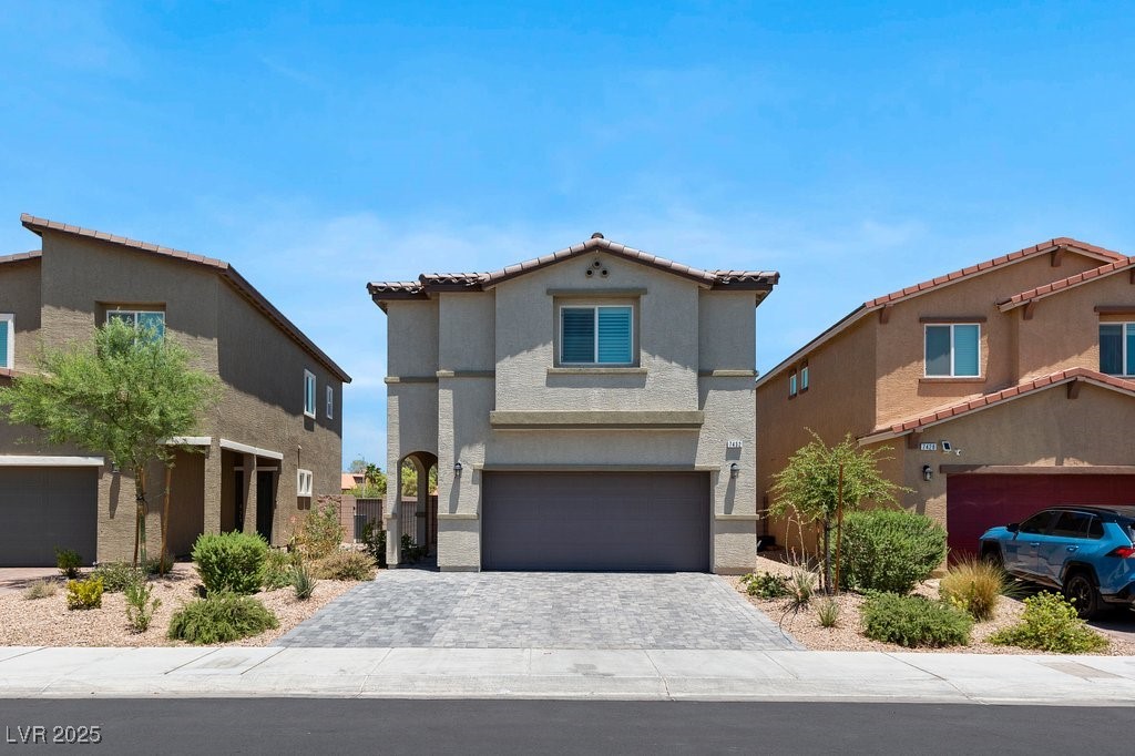 7432 Red Plumeria Avenue