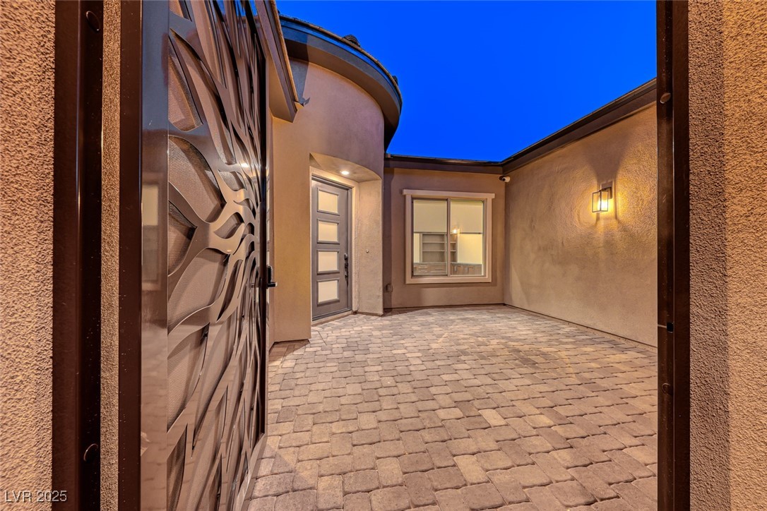 1004 Yucca Avenue, Las Vegas, Nevada image 5