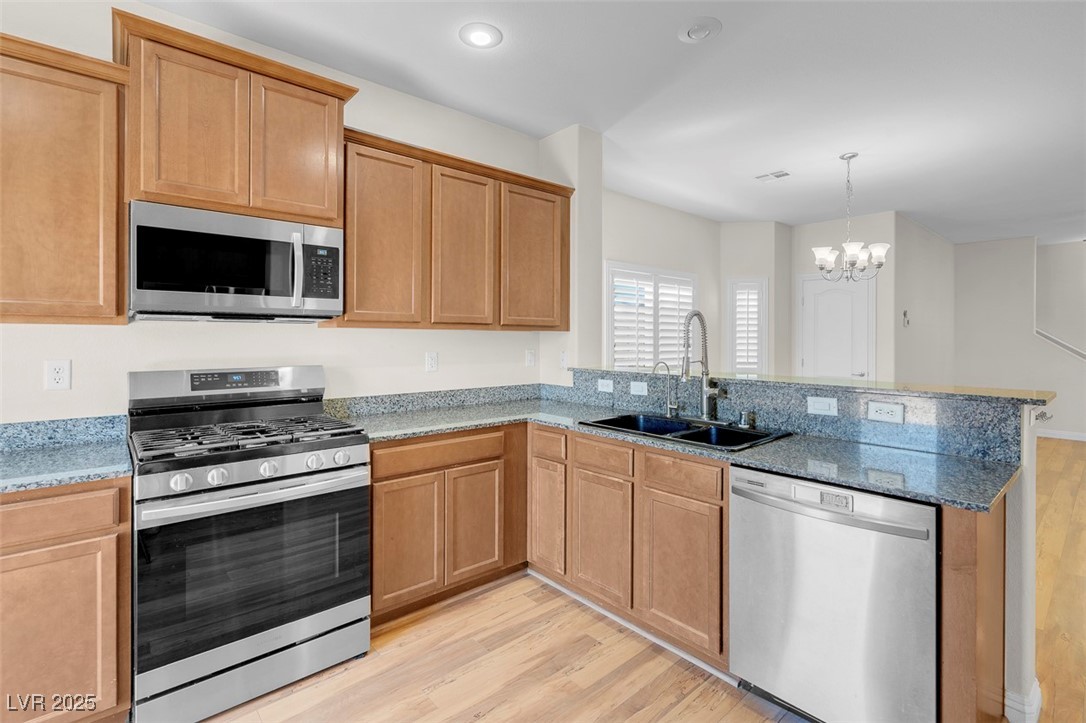 6136 River Belle Street, North Las Vegas, Nevada image 16