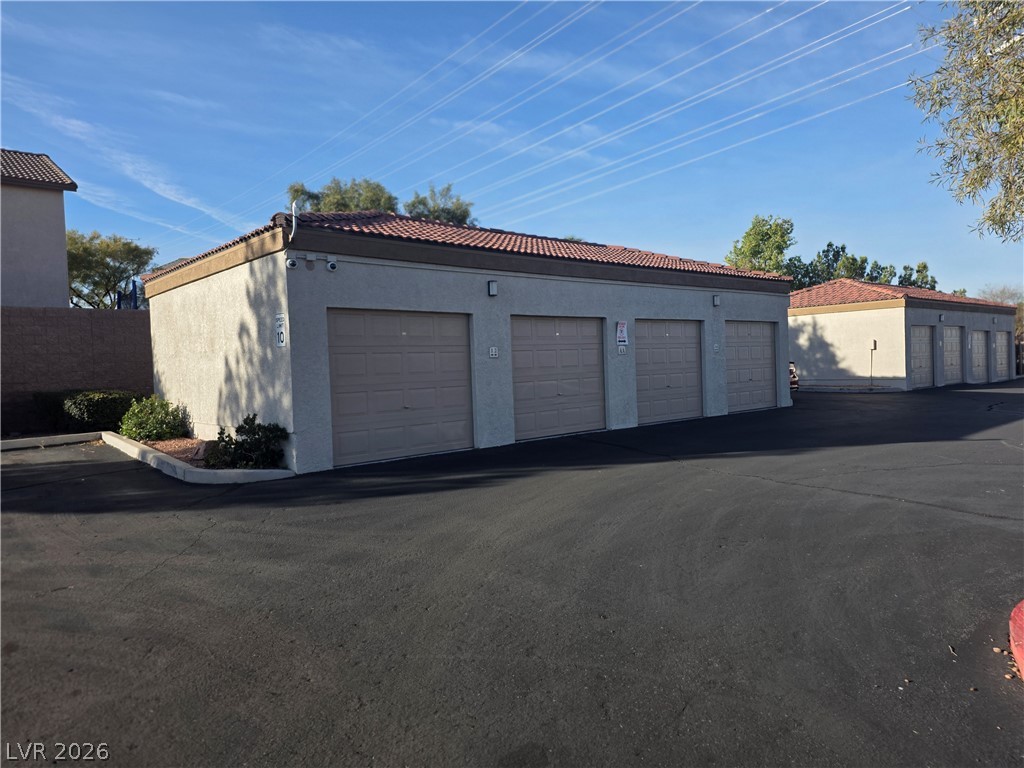 2305 W Horizon Ridge Parkway 2124