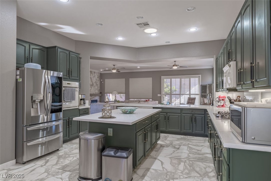 2631 Savannah Springs Avenue