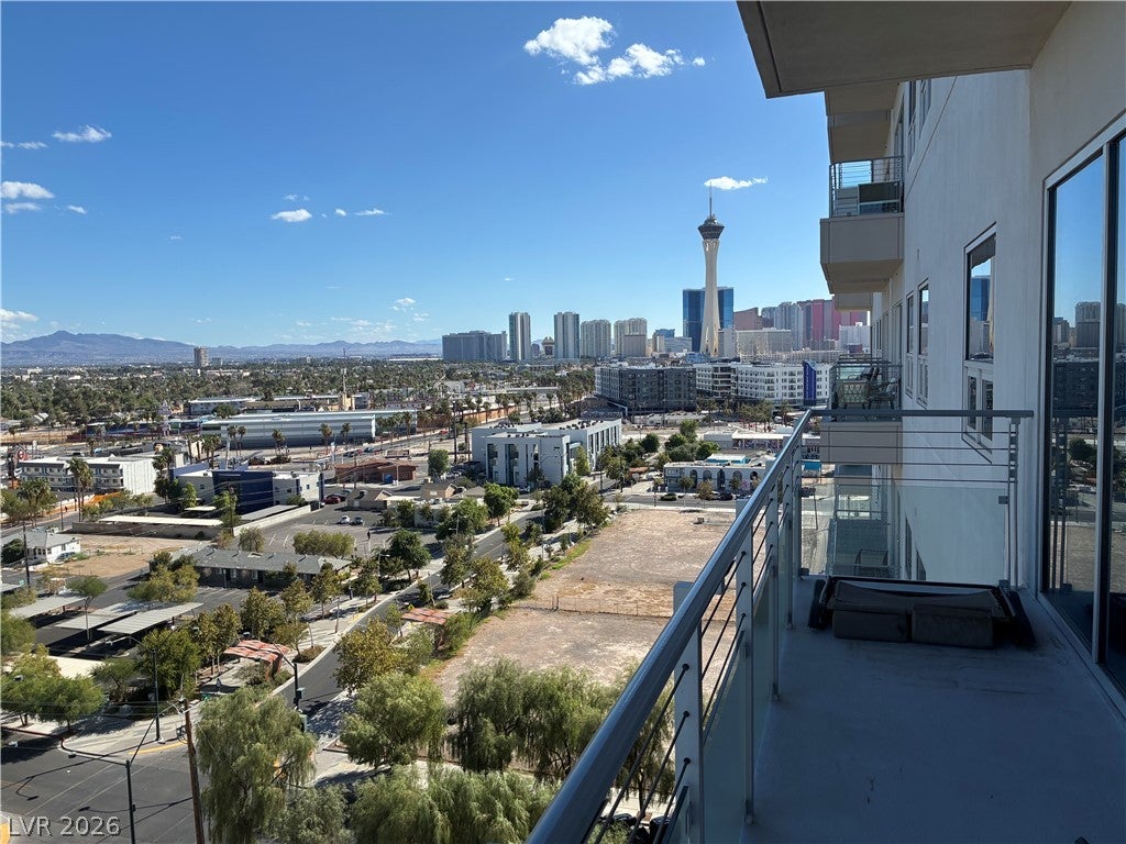 200 Hoover Avenue 1009
