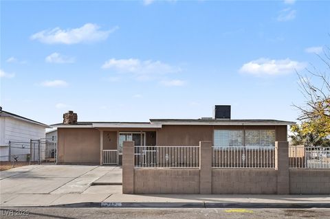 Photo of 313 Fox Circle, Las Vegas, NV 89107 (MLS # 2743249)