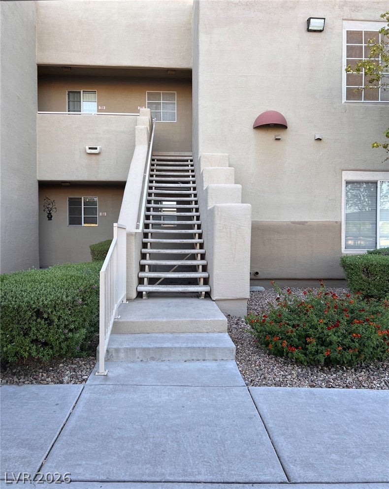 1909 High Valley Court 205