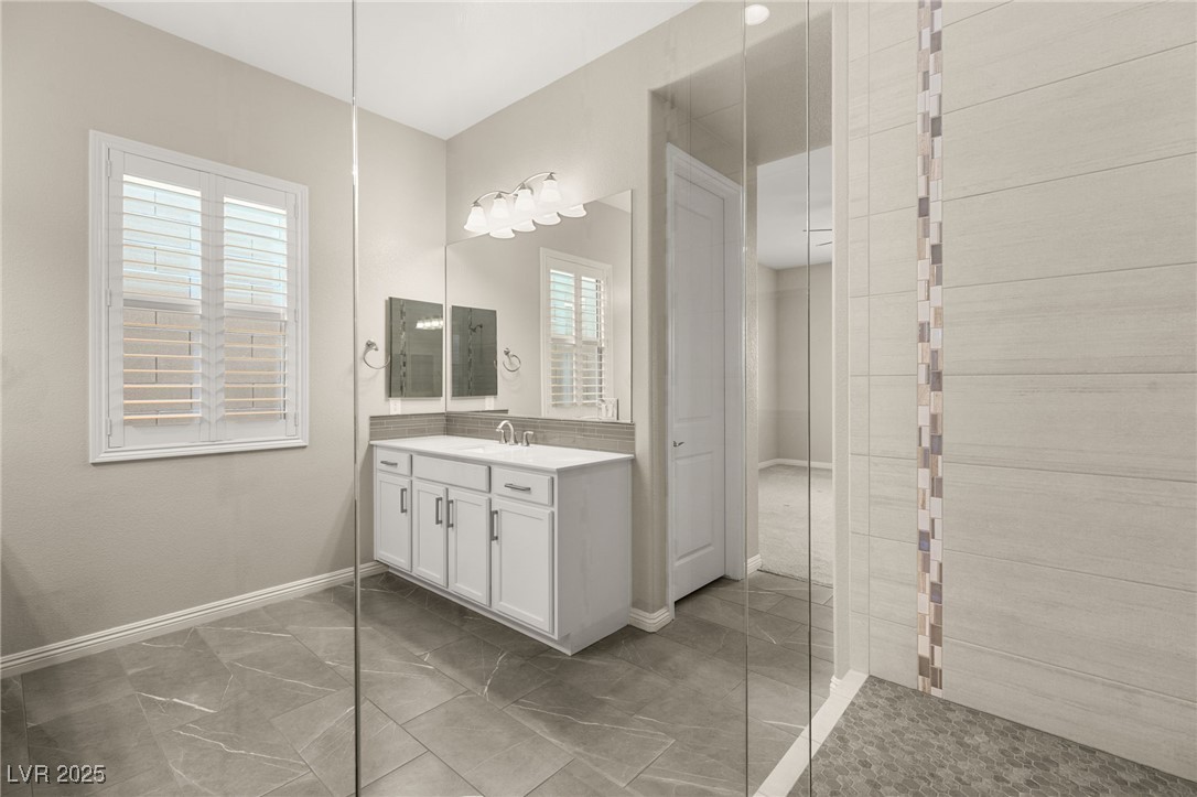 Las Vegas, Nevada 89138, United States, 4 Bedrooms Bedrooms, ,3 BathroomsBathrooms,Residential,Active,149955