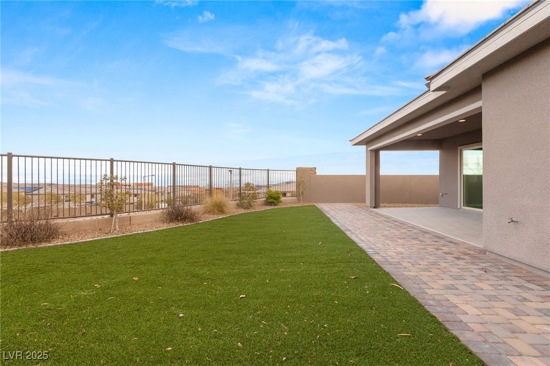 Las Vegas, Nevada 89138, United States, 4 Bedrooms Bedrooms, ,3 BathroomsBathrooms,Residential,Active,149955