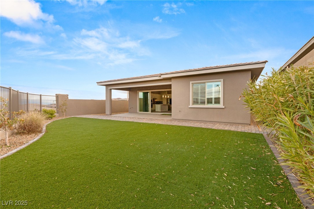 Las Vegas, Nevada 89138, United States, 4 Bedrooms Bedrooms, ,3 BathroomsBathrooms,Residential,Active,149955