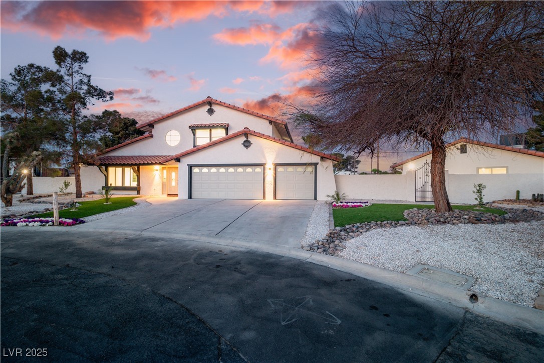 4061 W Eldorado Lane