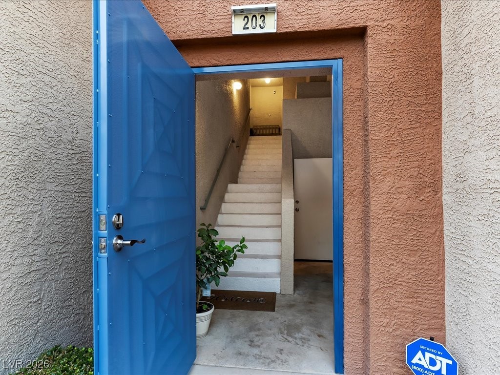 821 Glacier Peak Lane 203