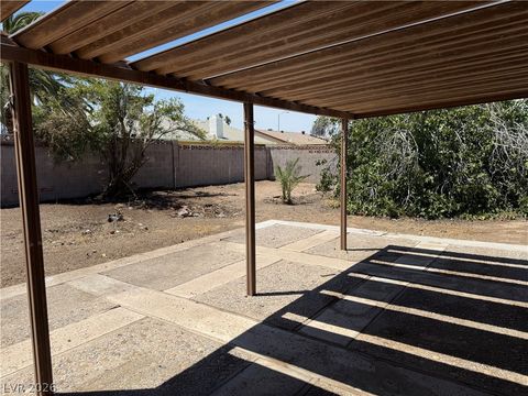 Tiny photo for 1712 Rockcrest Drive, Las Vegas, NV 89108 (MLS # 2793393)
