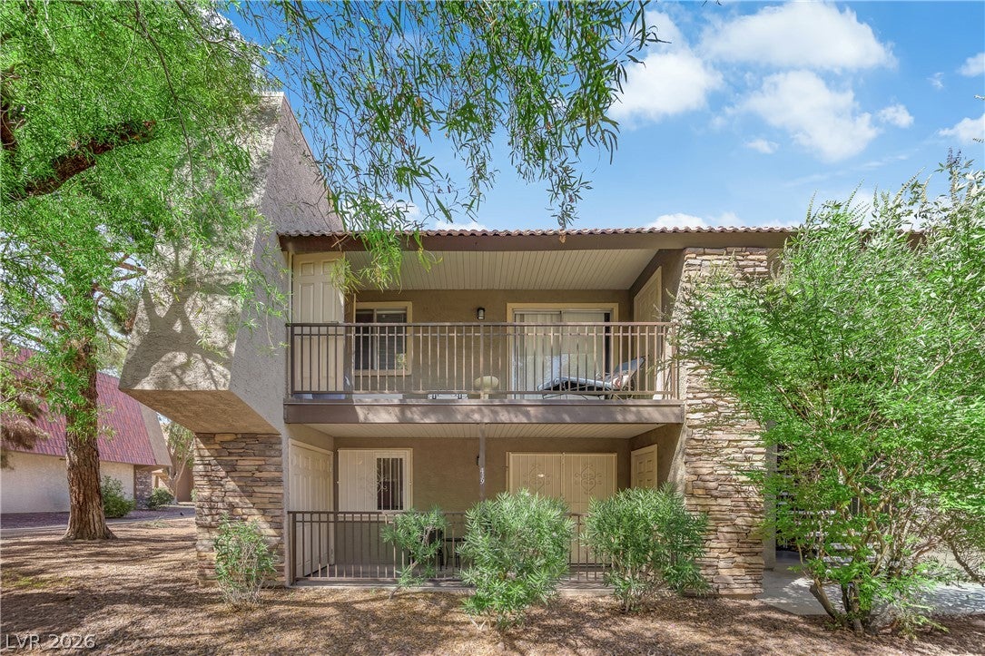 5242 River Glen Drive 439