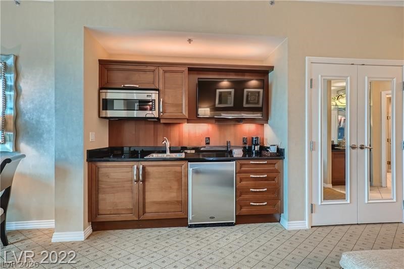 145 E Harmon Avenue 2607