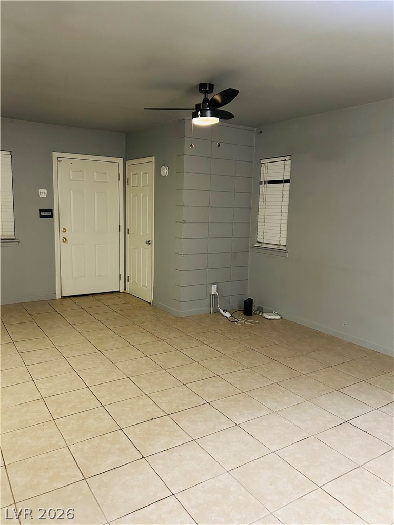 228 E Van Wagenen Street