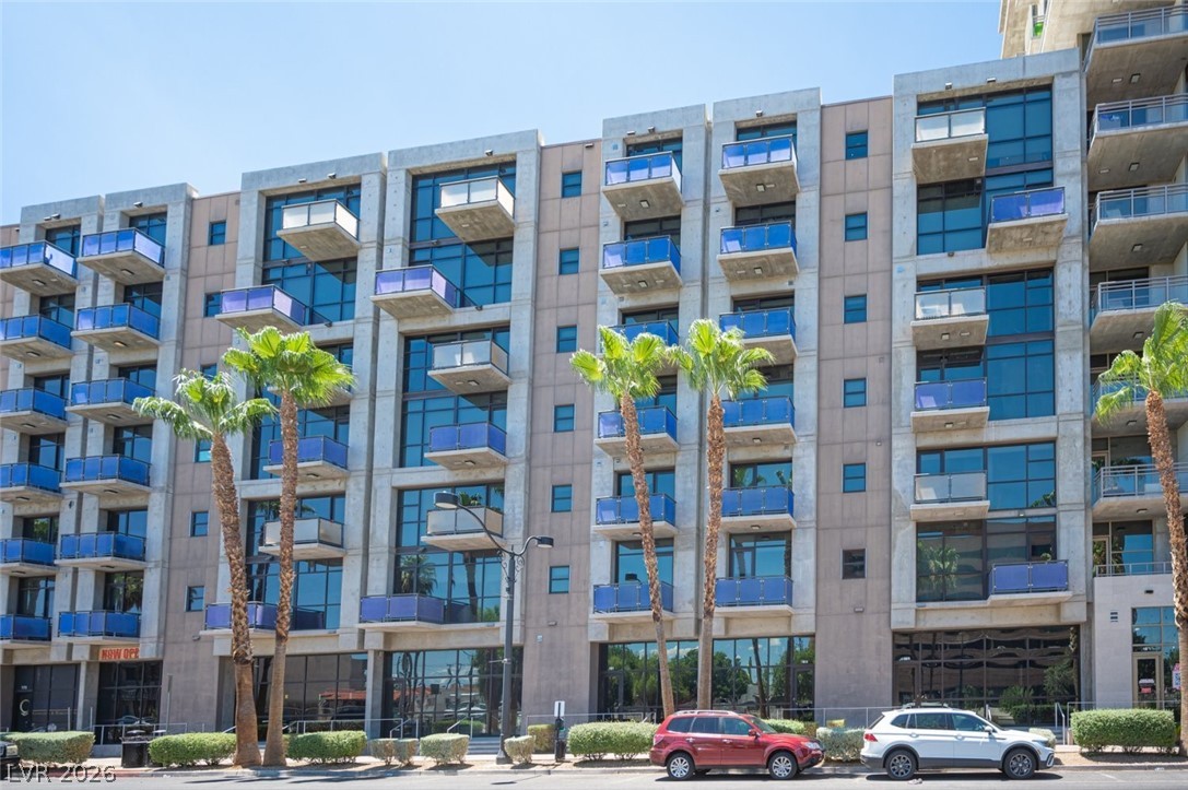 353 E Bonneville Avenue 373