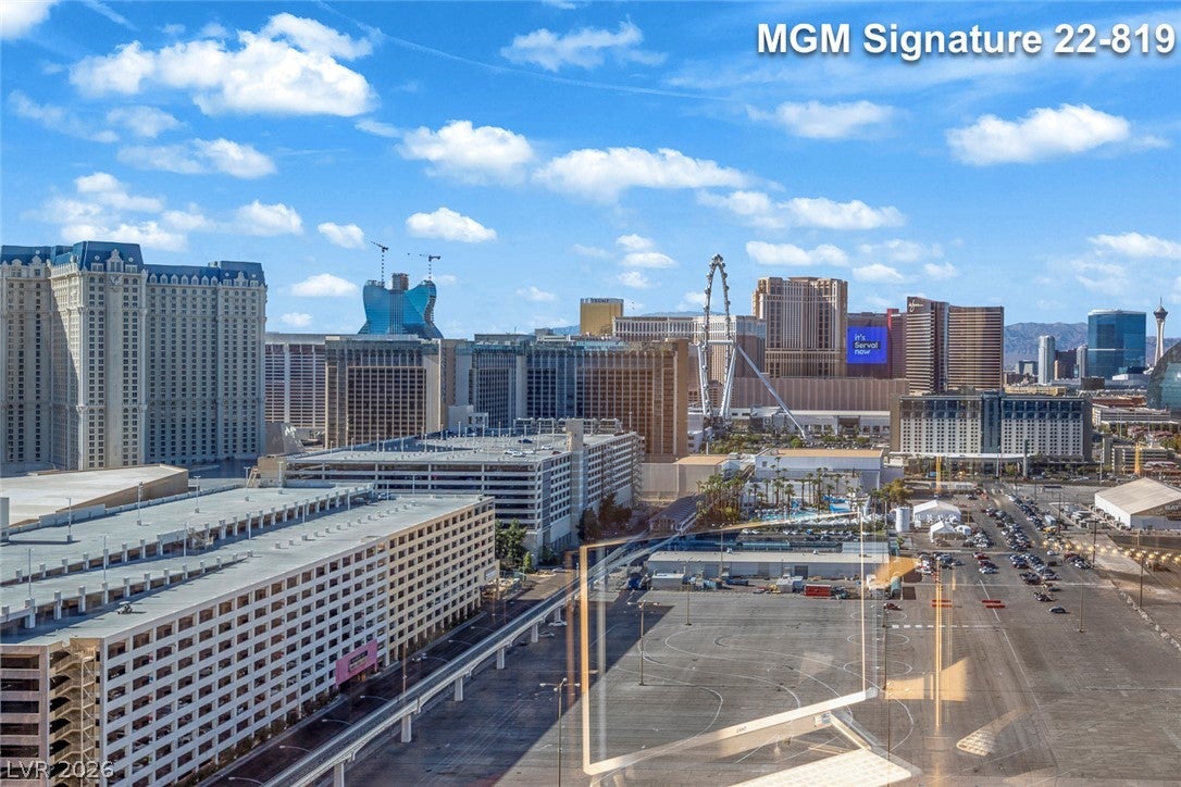 125 E Harmon Avenue 2219