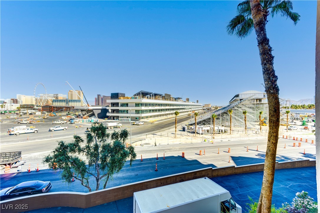 205 E Harmon Avenue 406