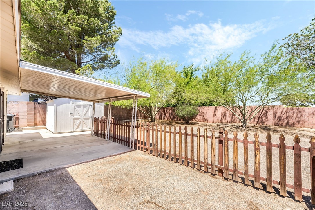 429 Scenic Drive, Henderson, Nevada image 22