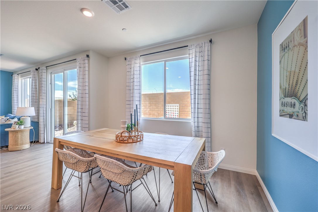 1005 Copper Robin Street