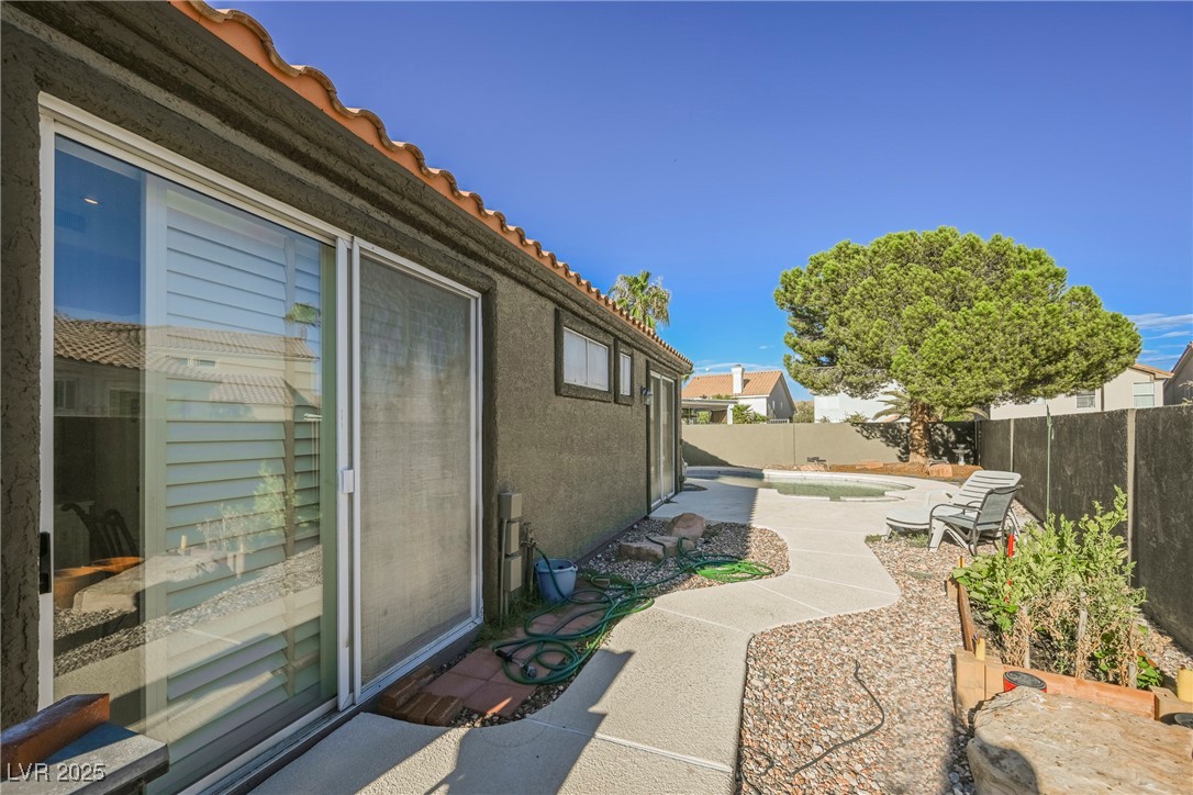 1424 Country Hollow Drive, Las Vegas, Nevada image 40