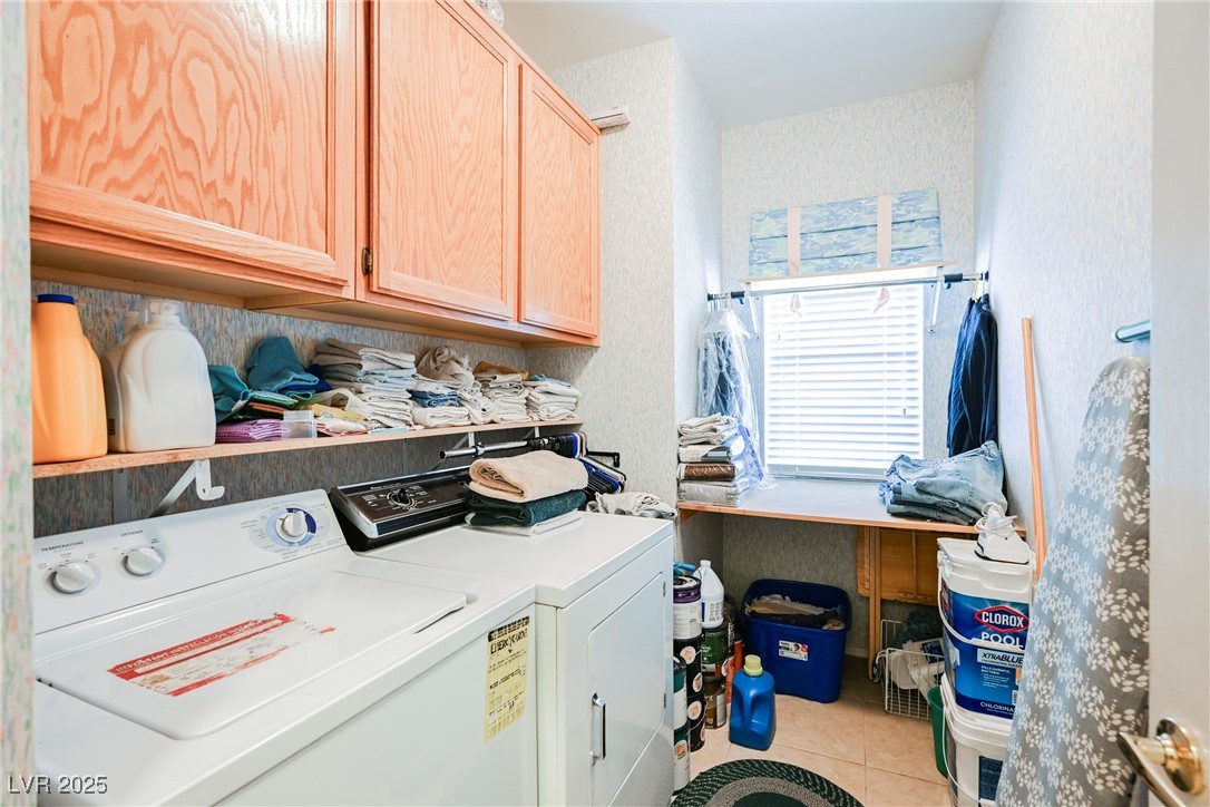 1424 Country Hollow Drive, Las Vegas, Nevada image 33