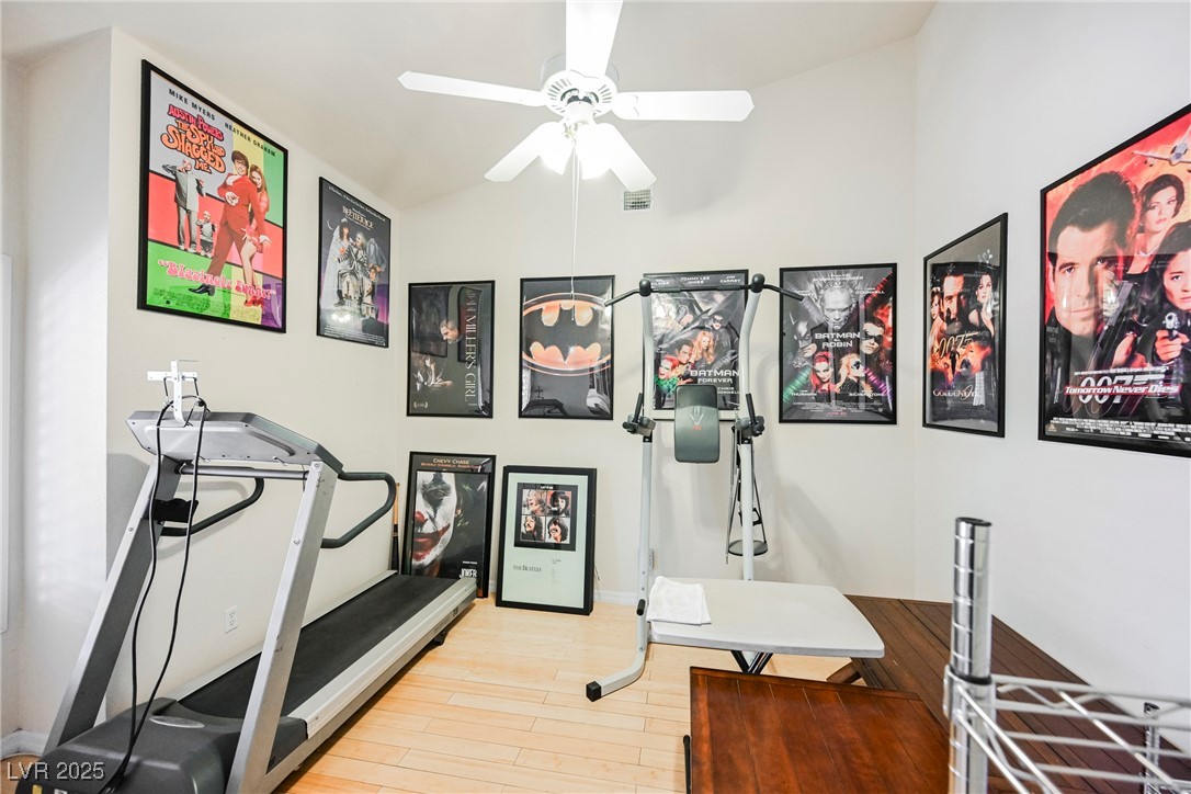 1424 Country Hollow Drive, Las Vegas, Nevada image 8