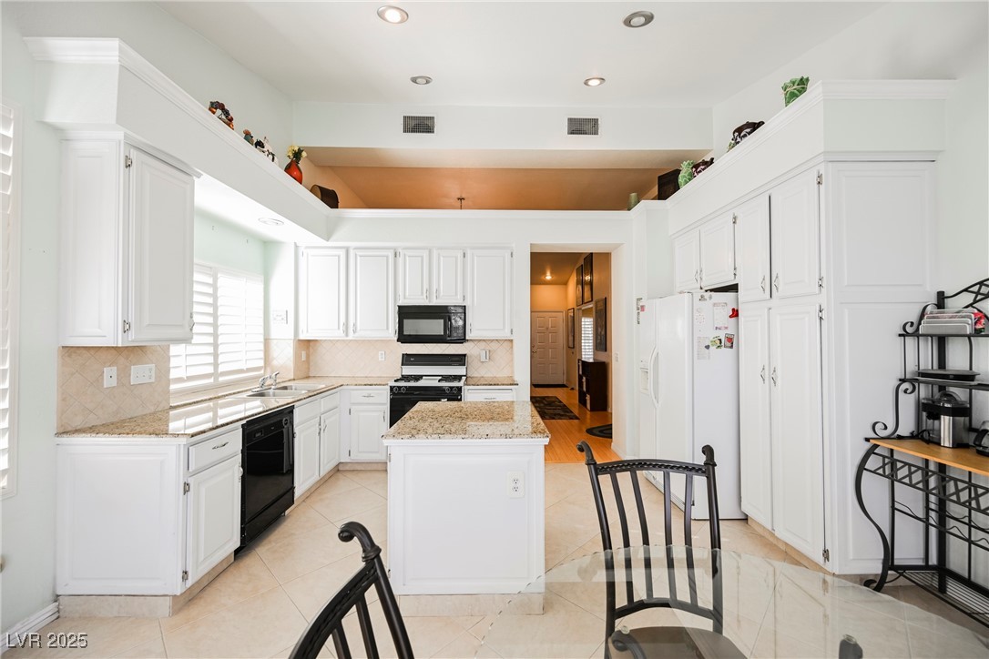 1424 Country Hollow Drive, Las Vegas, Nevada image 11
