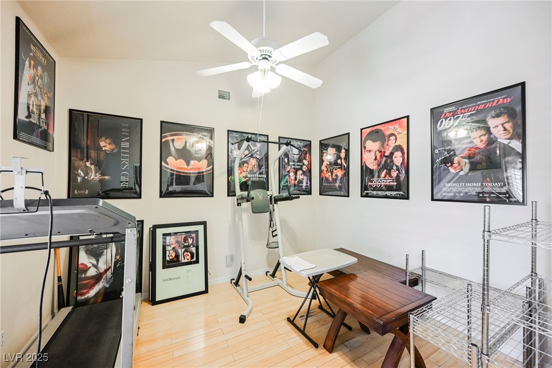 1424 Country Hollow Drive, Las Vegas, Nevada image 7