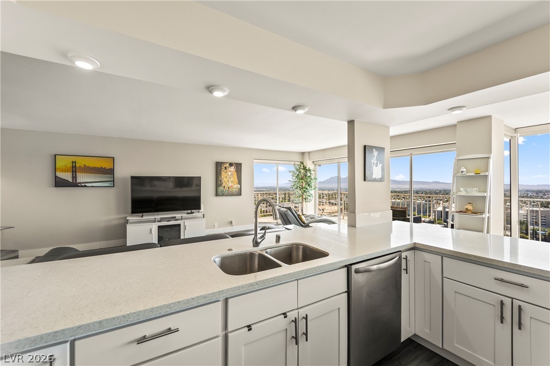 3111 Bel Air Drive 21F