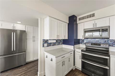 Tiny photo for 3111 Bel Air Drive #21F, Las Vegas, NV 89109 (MLS # 2797328)