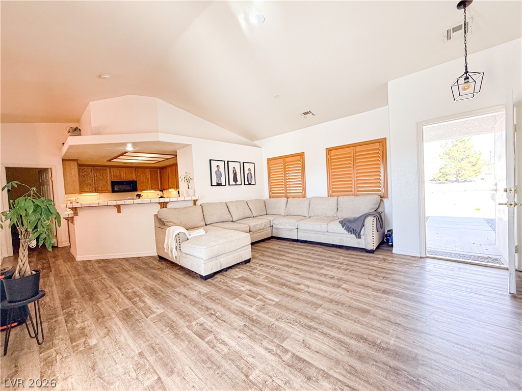 5540 Humbolt Place