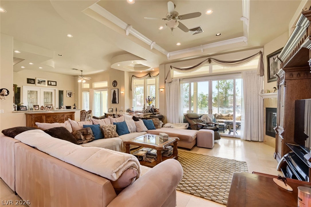6325 W Iron Mountain Road