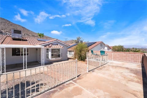 Tiny photo for 376 Eveningside Avenue, Henderson, NV 89012 (MLS # 2787955)