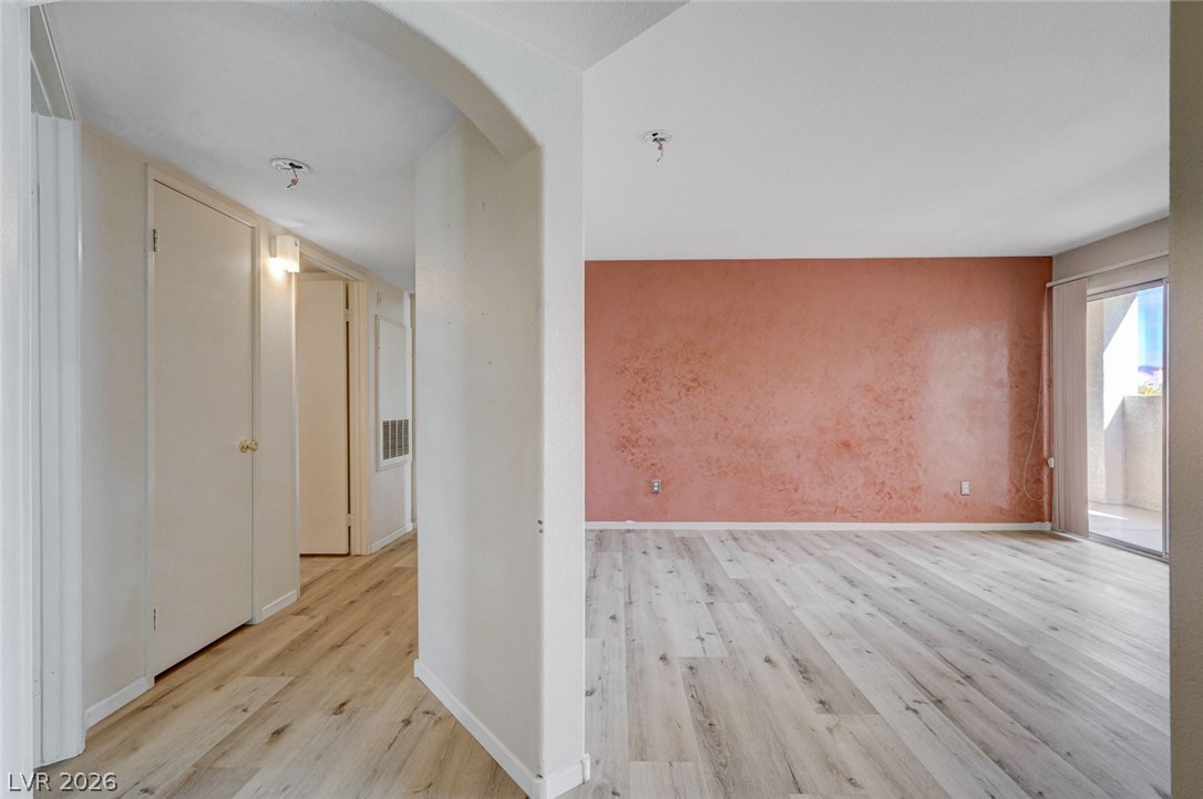 698 S Racetrack Road 713