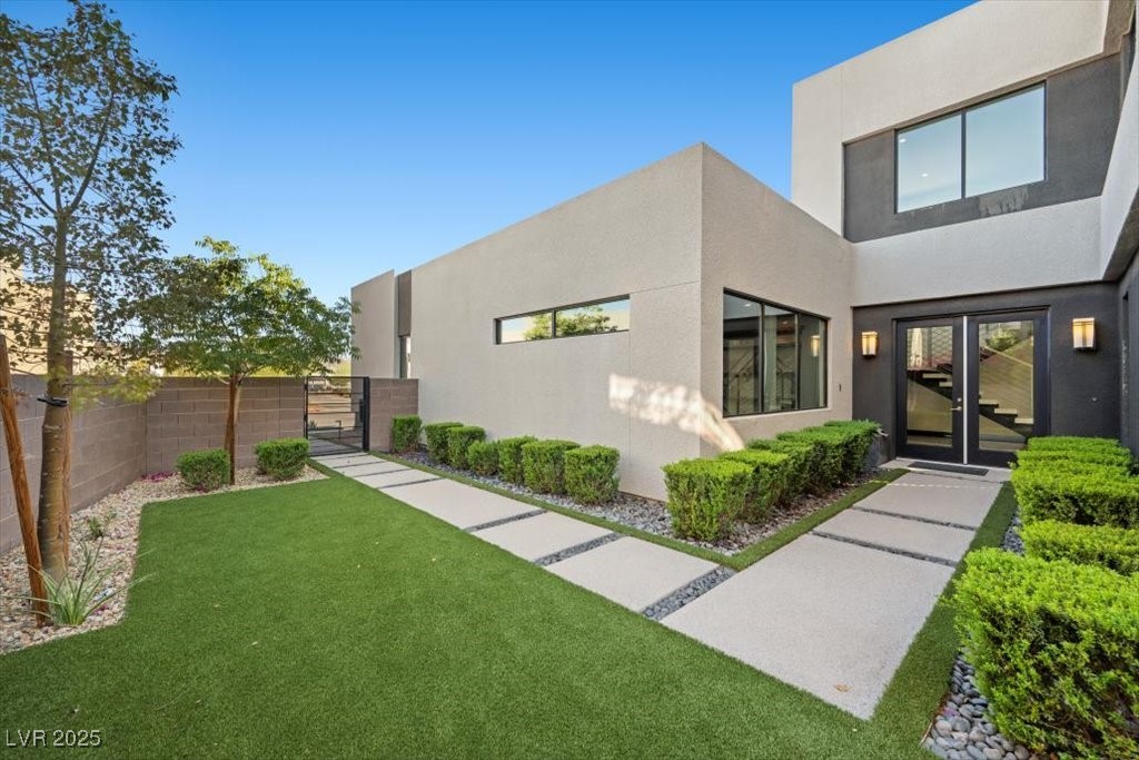 5 HIGHLAND COVE Lane