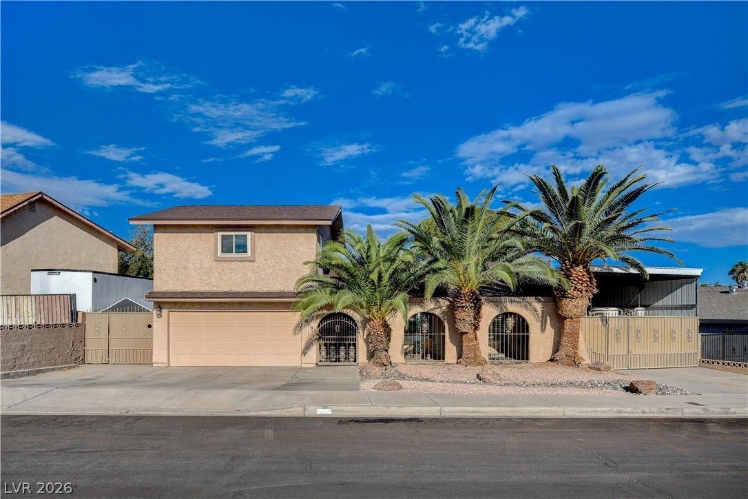 659 Arrayo Way