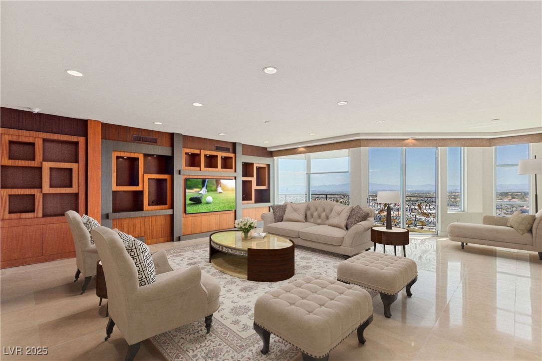 9101 Alta Drive 1501