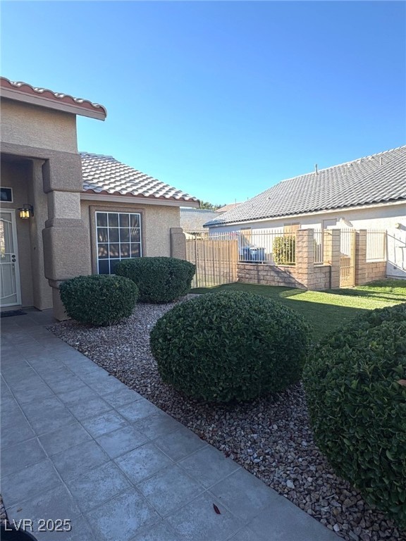 5213 Palm View Drive