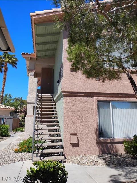Condo For Sale - 8450 Alta Drive #208<br/> Las Vegas, NV 89145