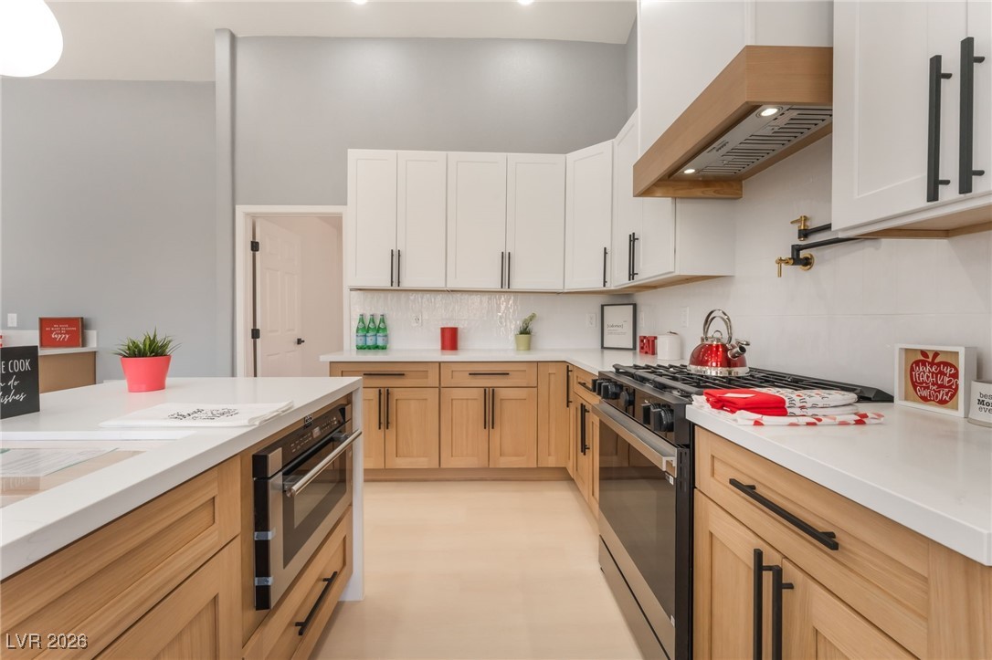 3100 Gladstone Court