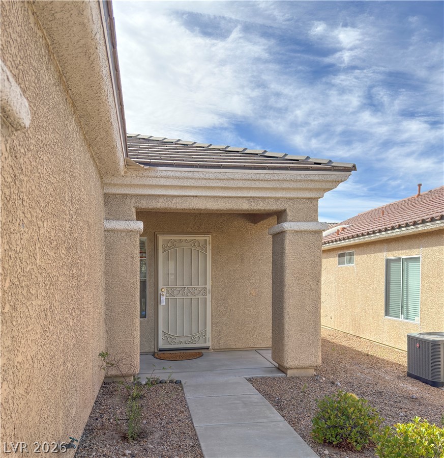 2823 Sapphire Desert Drive