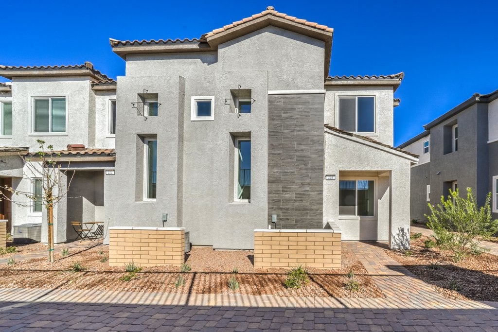 224 Freeport View Place